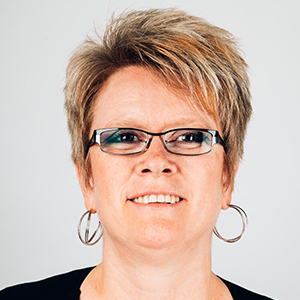 Morden Dentist, Pam
