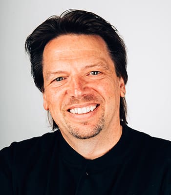 Doctor Warkentin, Morden Dentist