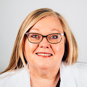 Morden Dentist, Marlene
